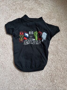 Top Paw Pet T-Shirt Black Marvel Avengers. Spring 2012. Size Medium